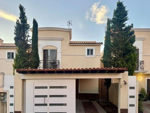 Casa en renta Boulevard Verona, Verona Residencial, Pórticos De San Antonio, Municipio De Tijuana, Baja California, 22663, México