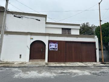 Casa en renta Pino De Alepo, Villa Los Pinos, Monterrey, Nuevo León, México