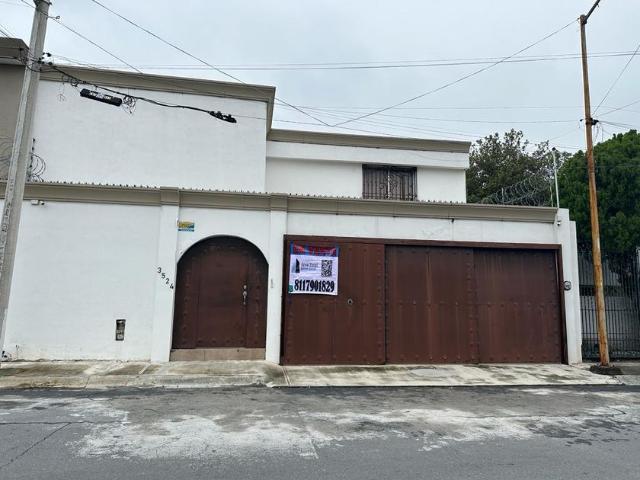 Casa en renta Pino De Alepo, Villa Los Pinos, Monterrey, Nuevo León, México
