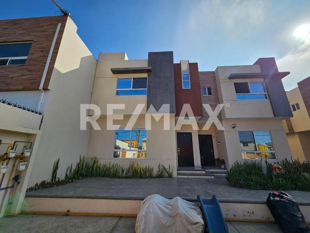 CASA EN RENTA – Playas de Tijuana, Sección Costa Hermosa