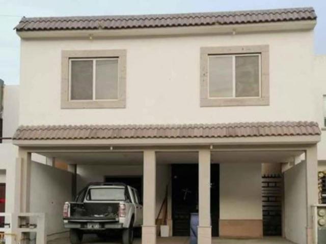 Casa en Renta Portal Diamante en Ramos Arizpe familia o empresa