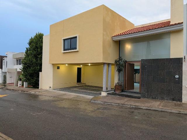 Casa en renta Priv la Mancha