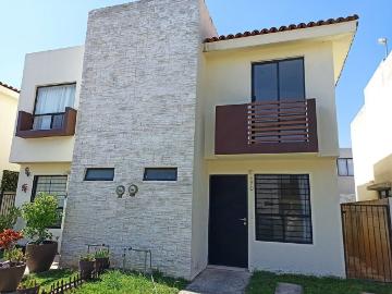 Casa en renta Privada Coto Albano, Fraccionamiento El Campestre, Zapopan, Jalisco, 45221, Mex