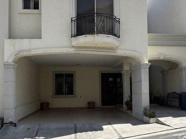 Casa en renta Privada Callejón De Las Privanzas, Las Privanzas, San Pedro Garza García, Nuevo León, 66278, México