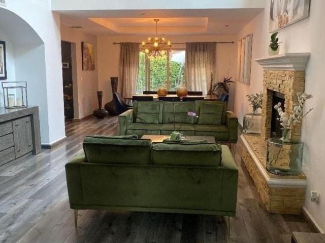 Casa en renta Privada Cumbres De San Cristóbal, Cumbres De Juárez, Tijuana, Municipio De Tijuana, Baja California, 22634, México
