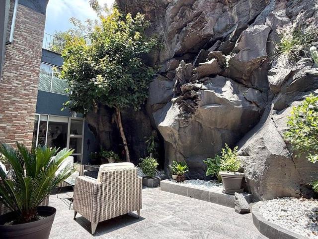 Casa en renta Privada Glorieta De La Iglesia, Colonia Cantil Del Pedregal, Ciudad De México, Coyoacán, Ciudad De México, 04730, México