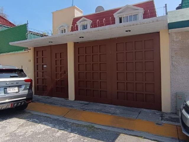 Casa en renta Privada De Versalles 13, Mayorazgos De La Concordia, Ciudad López Mateos, Atizapán De Zaragoza, México, 52957, Mex