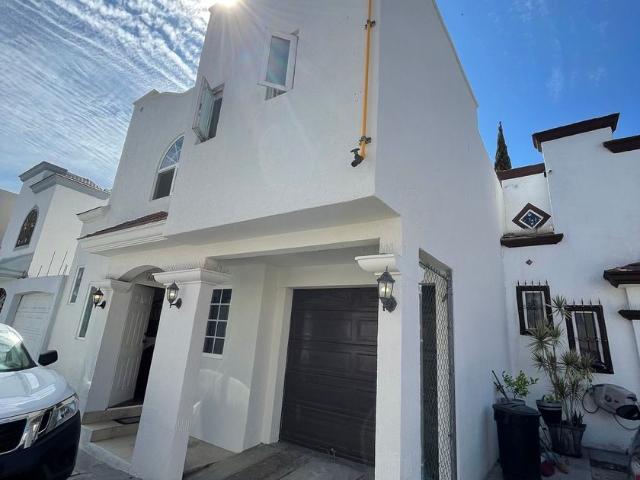 Casa en renta Privada Del Castaño, Real Del Monte, Delegación La Mesa, Tijuana, Municipio De Tijuana, Baja California, 22195, México