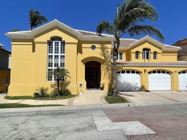 Casa en renta Privada Del Cobre 4948 4948, Puerta De Hierro, Tijuana, Baja California, 22024, Mex