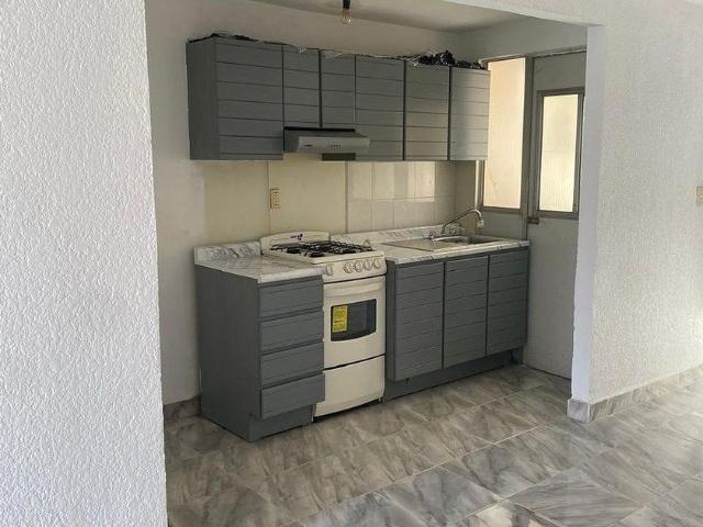 Casa en renta Privada Felipe Ángeles, San Pedro Totoltepec, Toluca, Estado De México, 50226, México