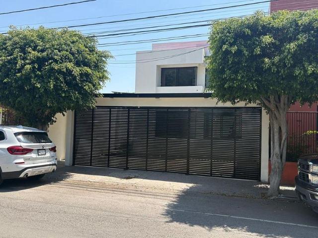 Casa en renta Privada Jardines De La Hacienda 1502, Delegación Josefa Vergara Y Hernández, Municipio De Querétaro, Querétaro, 76178, México