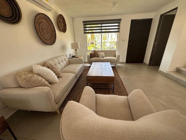 Casa en renta Privada Narcisus, José Rubén Robles Catalán, Acapulco De Juárez, Guerrero, 39893, Mex