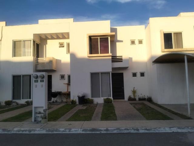 Casa en renta Privada San Cristobal, Privada Almeria, Aguilares, Villa De Pozos, San Luis Potosí, México