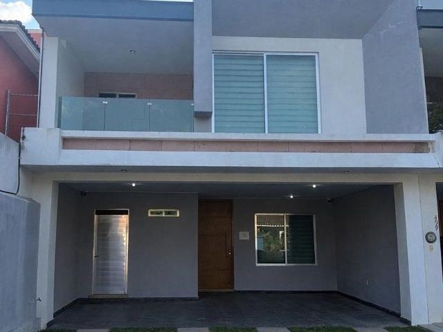 Casa en renta Privada San Francisco Sabinal 280, San Francisco Sabinal, Tuxtla Gutiérrez, Chiapas, 29020, Mex