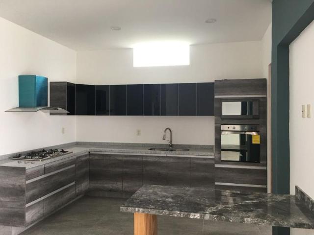 Casa en renta Privada Santa Fe, Paseo De La Contemplacion, Villas De Irapuato, Guanajuato, México