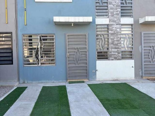 Casa en renta Privada Santa Verónica, El Refugio, Municipio De Tijuana, Baja California, 22253, México