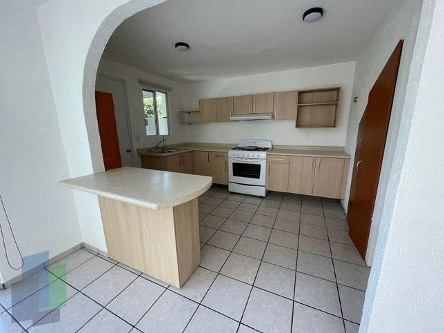 Casa en renta Privada Palma Ii, Palmares De Querétaro, El Salitre, Delegación Epigmenio González, Santiago De Querétaro, Municipio De Querétaro, Querétaro, 76127, México