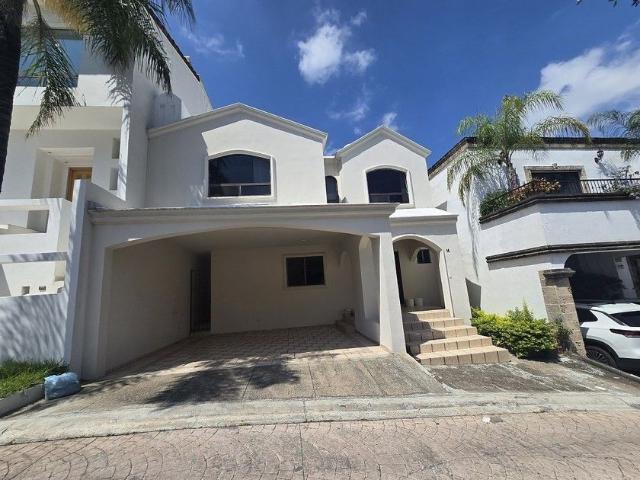 Casa en renta Privada Privanza Córcega, Las Privanzas, San Pedro Garza García, Nuevo León, 64750, México