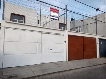 Casa en renta Privada Uranga 55 55, San Juan Cuautlancingo, Cuautlancingo, Puebla, 72700, Mex