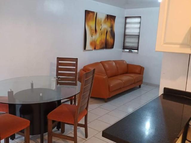 Casa en RENTA | Privadas de Santa Rosa. Apodaca