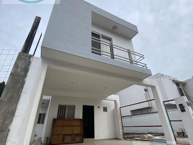 CASA EN RENTA PRIVADAS DEL ANGEL GRAL ESCOBEDO