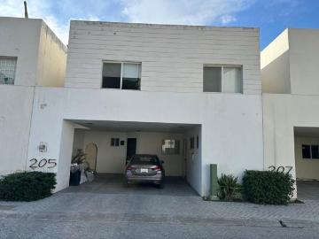 Casa en renta Privadas La Huasteca, Santa Catarina