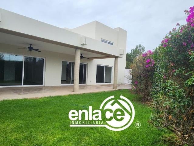 Casa en Renta Privanzas