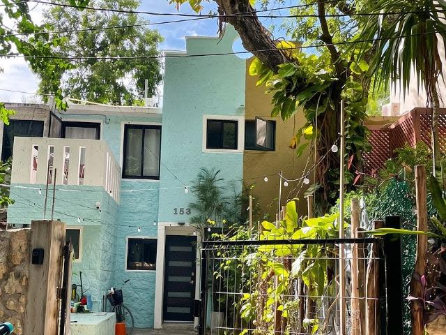 CASA EN RENTA – QUINTAS DEL CARMEN A PASOS DE LA 5TA AV
