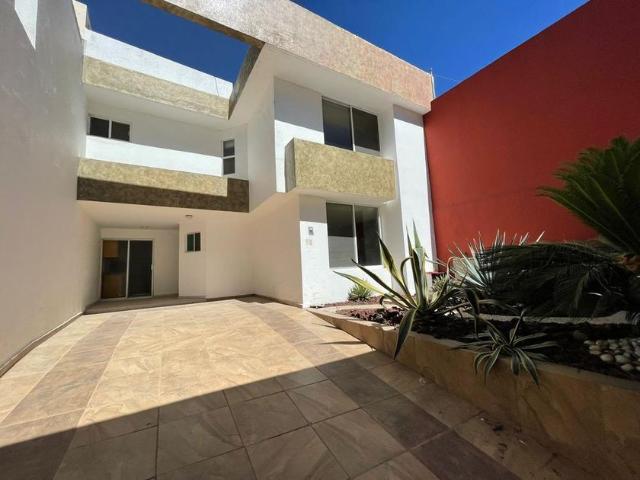 Casa en renta Rancho O Rancheria Salto De León, Coroneo