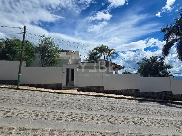Casa en renta Raquet Club | San Juan Cosalá