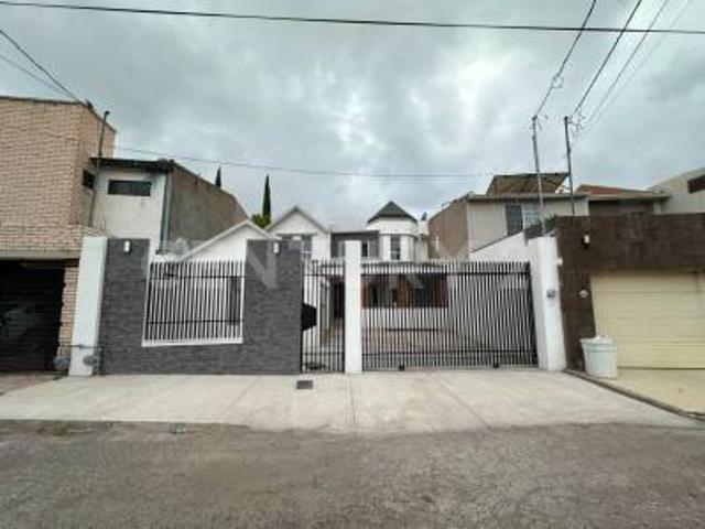 CASA EN RENTA, RECAMARA EN PLANTA BAJA, CHIHUAHUA