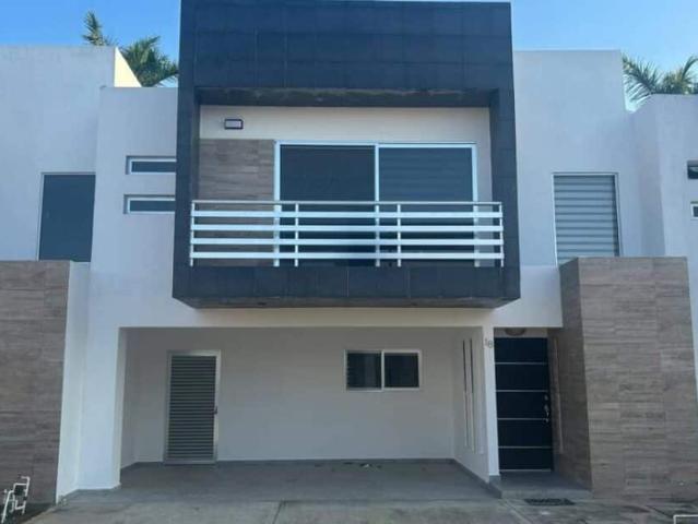 CASA EN RENTA, REAL CAMPESTRE, ZONA COUNTRY VILLAHERMOSA TABASCO