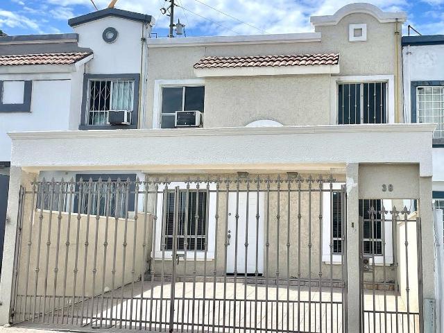 Casa en renta, Residencial Agua Caliente