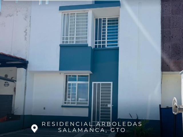 Casa en RENTA Residencial Arboledas Salamanca, Gto