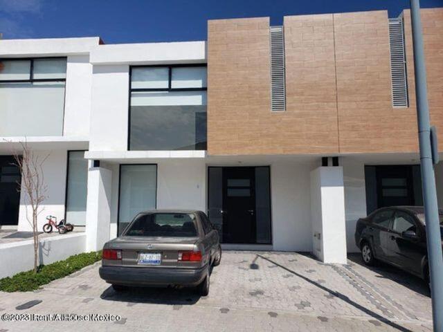 Casa en renta Residencial El Refugio, Fray Junípero Serra, El Refugio, Santiago De Querétaro, Querétaro, México