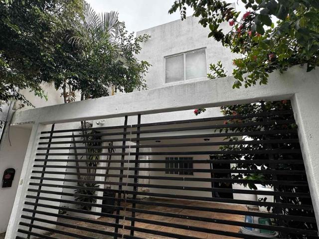 Casa en renta Residencial Islazul, Mallorca, Residencial Isla Azul, Cancún, Quintana Roo, México