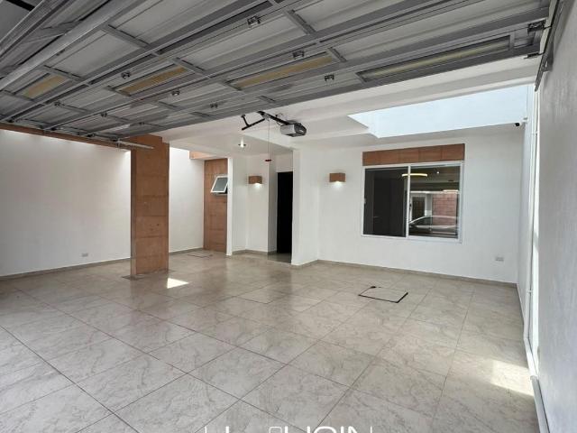 Casa en RENTA Residencial Las Glorias Salamanca, Gto