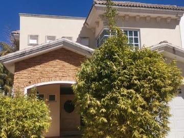 Casa en renta Residencial Las Plazas, Ciudad De Aguascalientes