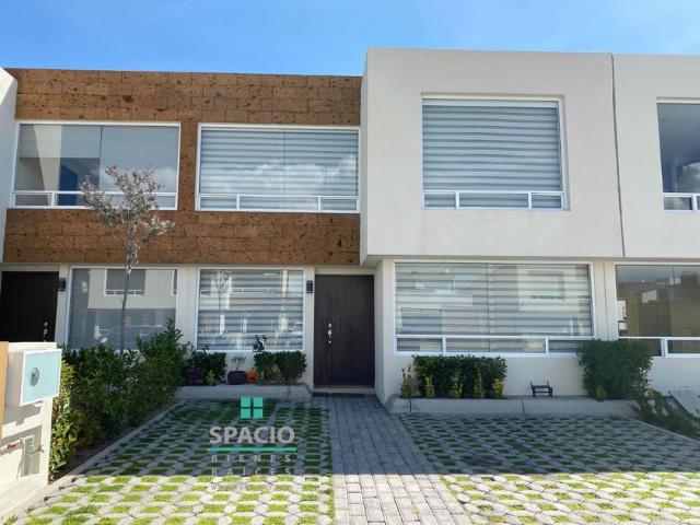 Casa en renta Residencial Lomas Virreyes, Blvd. De Los Virreyes, San Andrés Ocotlán, Estado De México, México