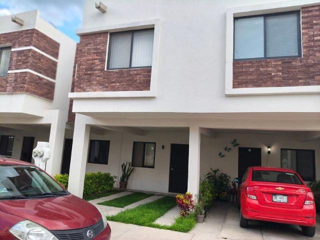 Casa en renta Residencial Paseos Del Sol, Delegación Felipe Carrillo Puerto, Municipio De Querétaro, Querétaro, 76116, México