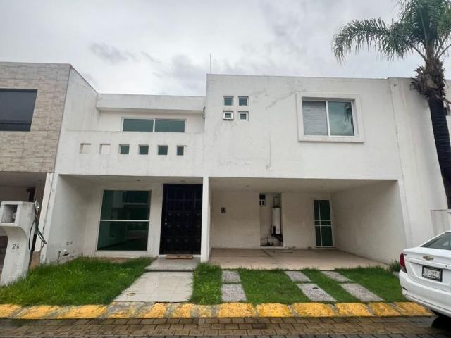 Casa en renta Residencial Pontevedra, Carretera Federal A Atlixco, Concepción La Cruz, San Bernardino Tlaxcalancingo, Puebla, México