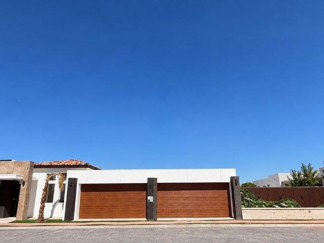 CASA EN RENTA, RESIDENCIAL TOSCANA