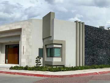 Casa en renta Residencial Villas De San Miguel, Saltillo, Coahuila