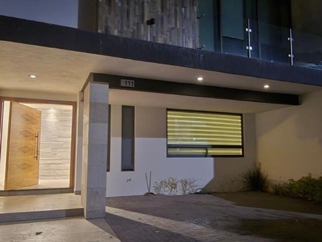 Casa en renta Resistencial Punta Del Este, Boulevard Punta Del Este, Residencial Punta Del Este, León, Guanajuato, México