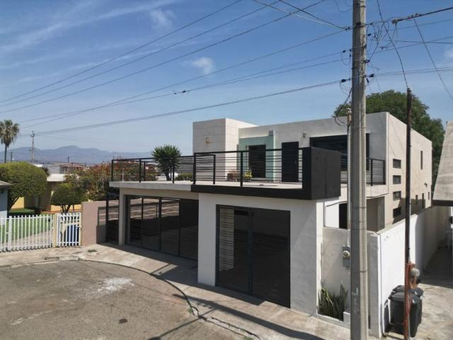 Casa en renta Retorno Platino 132 152, Valle Dorado, Sección Ríos, Ensenada, Baja California, 22890, Mex