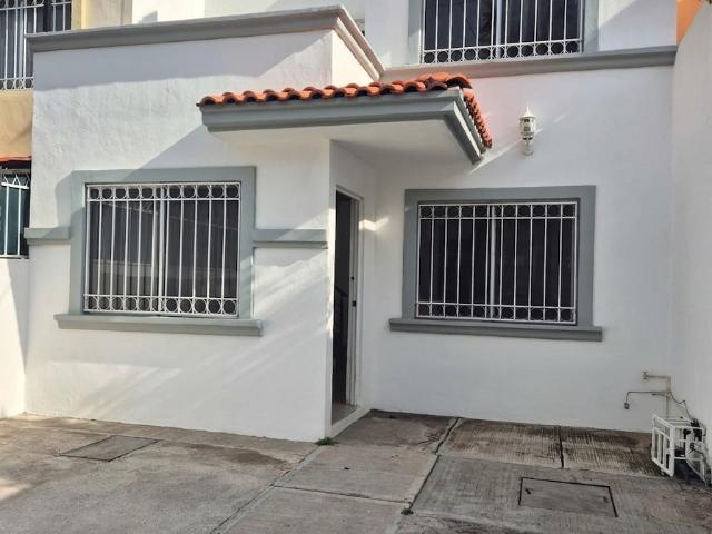 Casa en renta Rincón de los Arcos