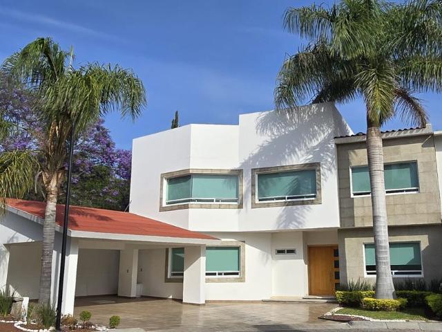 Casa en renta Rinconada De Los Alamos, Avenida Industrialización, Alamos 2da Sección, Santiago De Querétaro, Querétaro, México