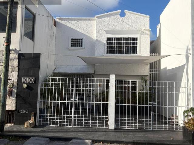 CASA EN RENTA SUPMZ 41 CANCUN CENTRO