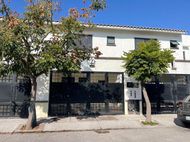 Casa en renta super equipada con habitación en planta baja en la Yesca Residencial