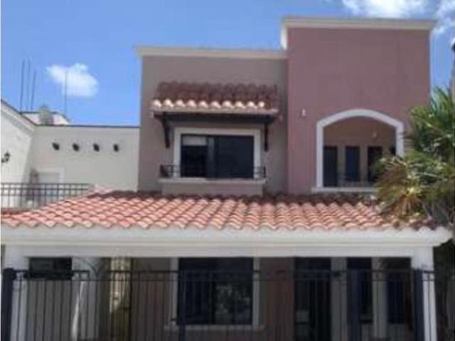Casa en renta Supermanzana 50, Cancún